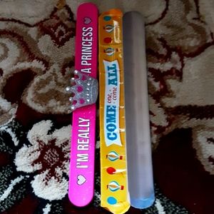 Slap bracelet